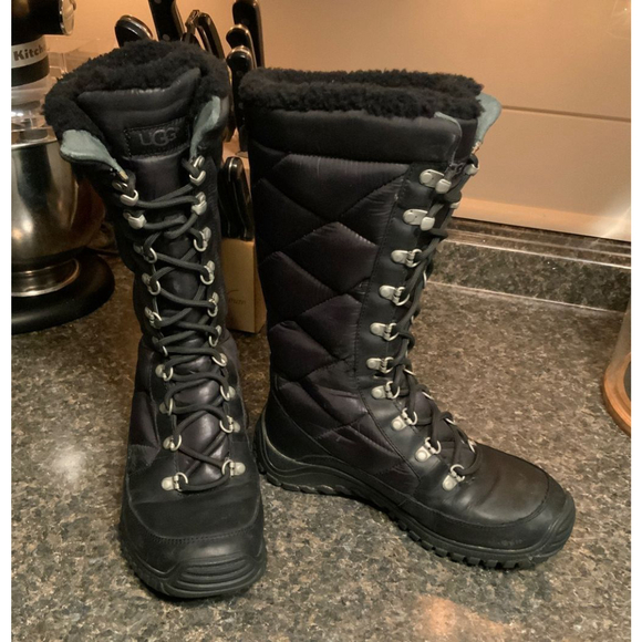 Ugg Kintla Boots - Picture 5 of 10